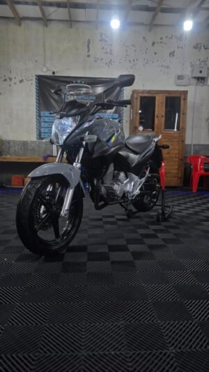 HONDA CB300 2012