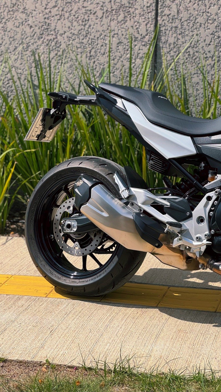 BMW F 900 R SPORT PLUS 2024 - Imagem 6