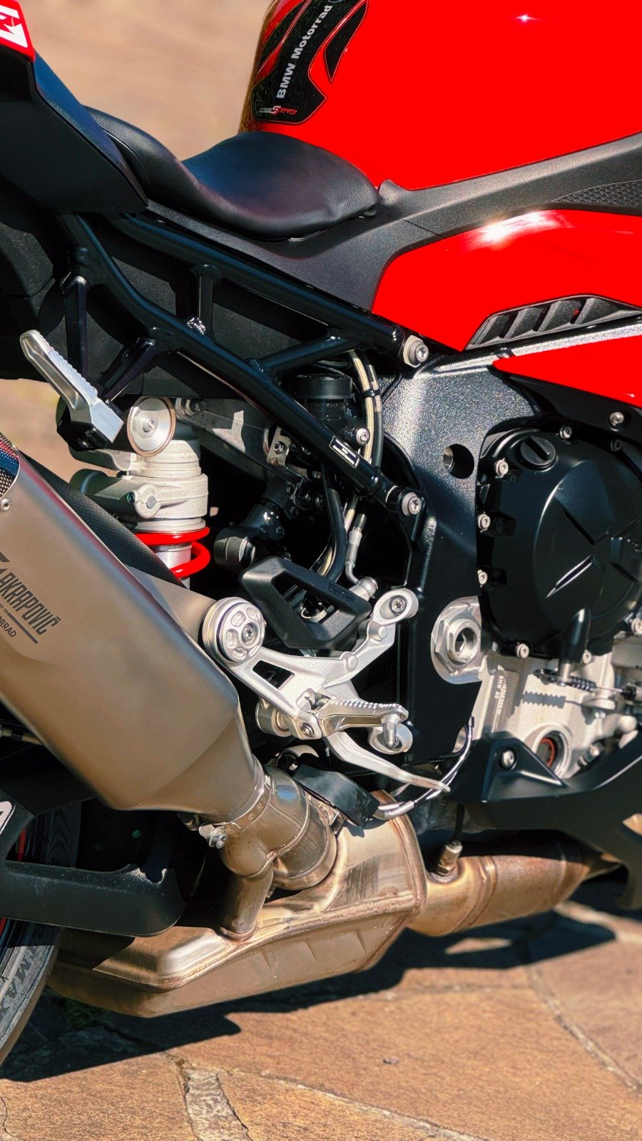 BMW S 1000 RR 2024 - Imagem 14