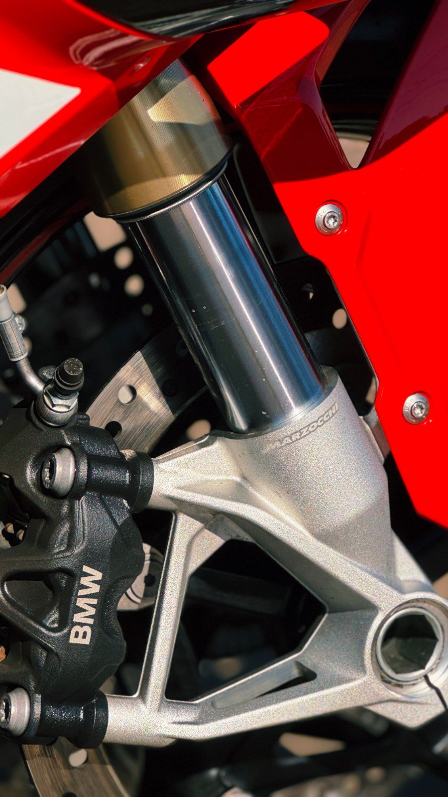 BMW S 1000 RR 2024 - Imagem 13