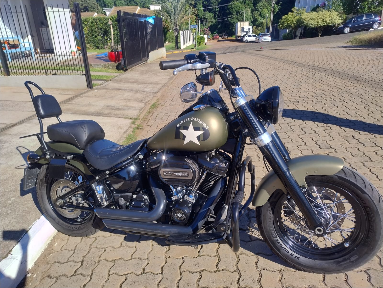 HARLEY-DAVIDSON SOFTAIL SLIM 2018 - Imagem 2