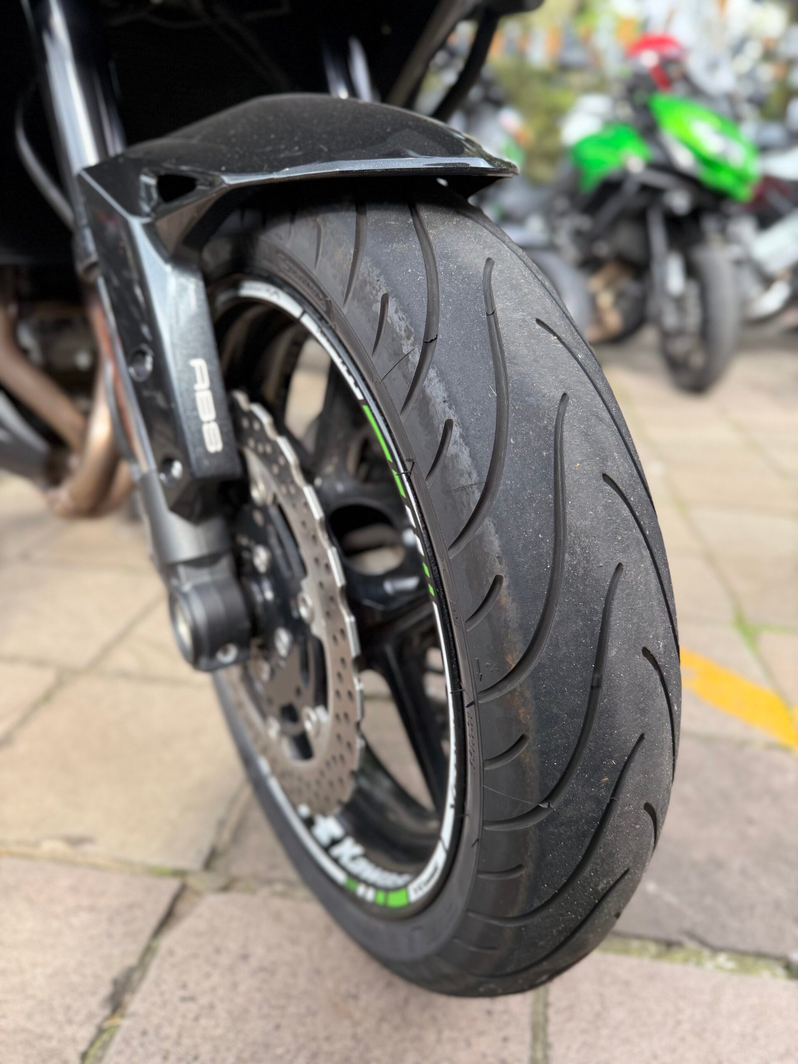 KAWASAKI VERSYS 1000 STANDARD 2020 - Imagem 12