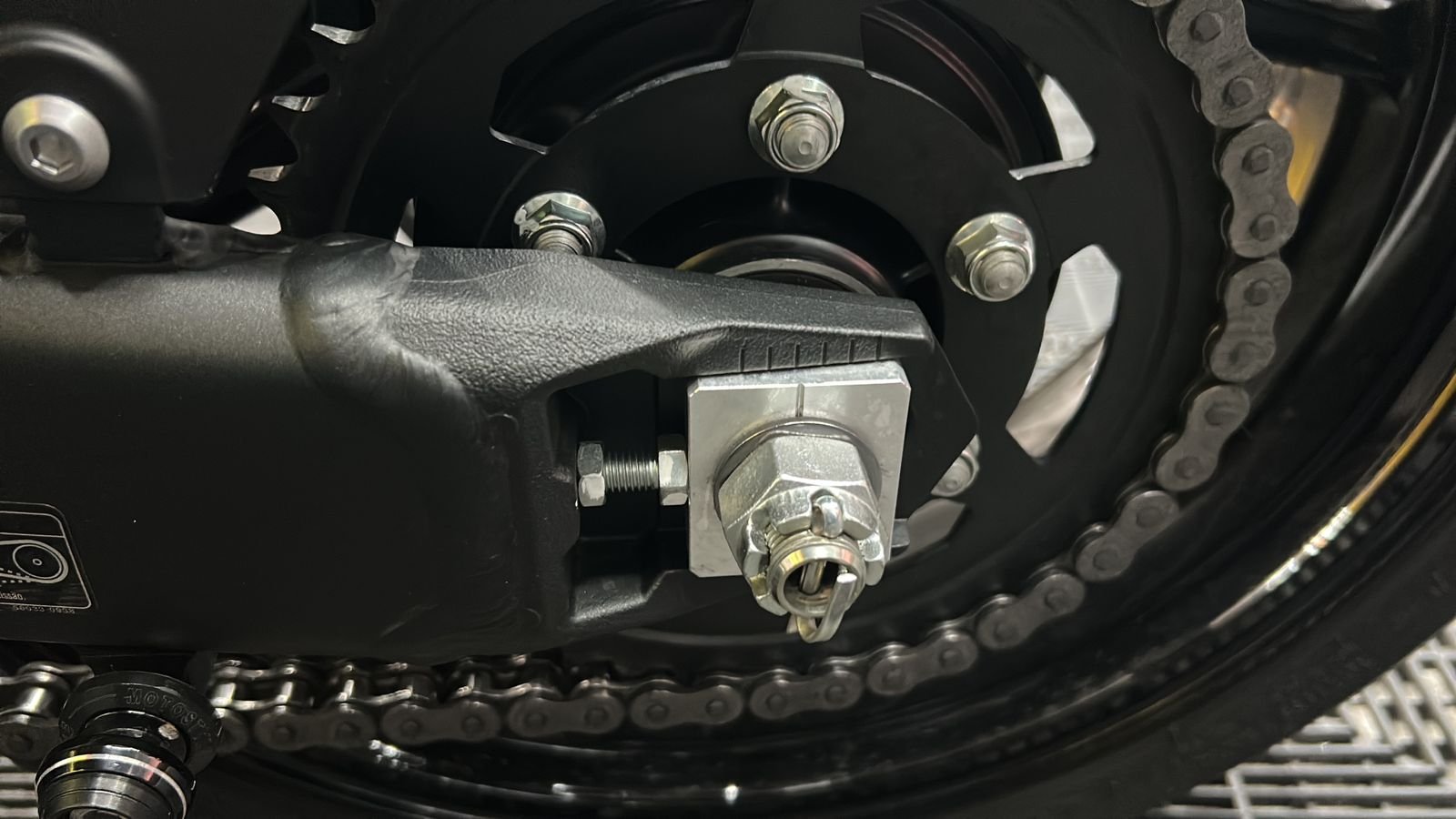 Kawasaki Z1100 2027 - Imagem 19