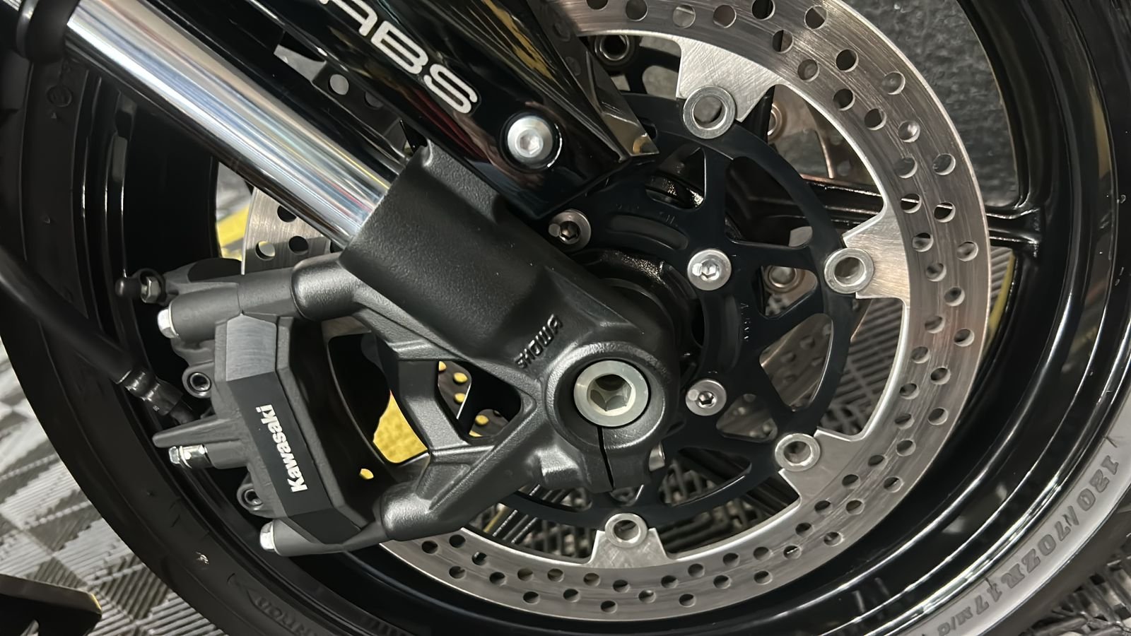 Kawasaki Z1100 2027 - Imagem 8