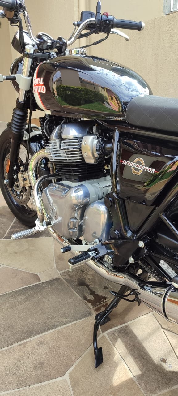 ROYAL ENFIELD INTERCEPTOR 650 2024 - Imagem 10
