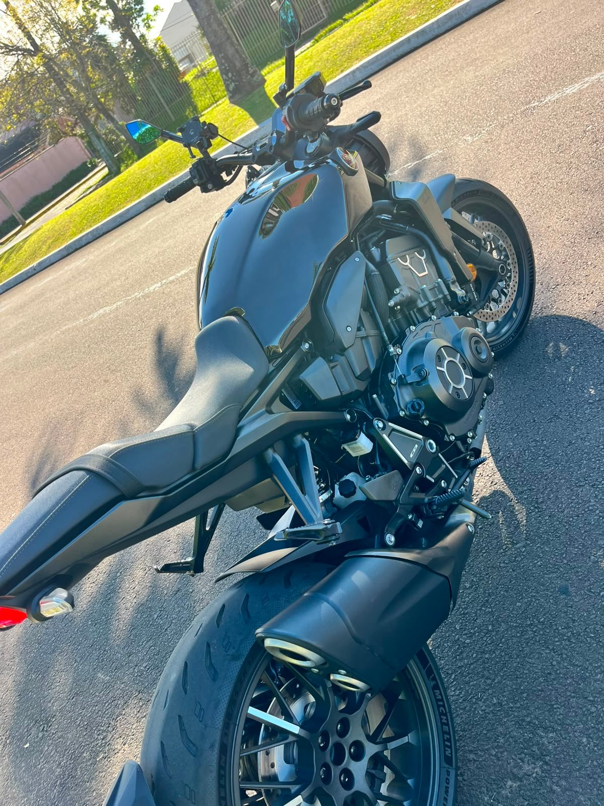 HONDA CB1000R BLACK EDITION 2022 - Imagem 9