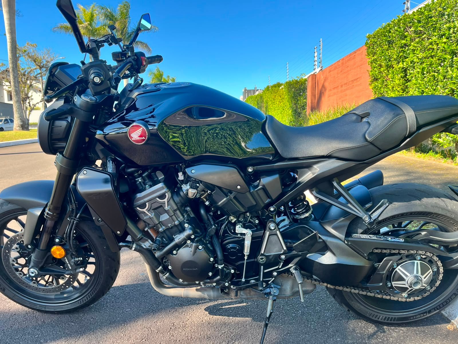 HONDA CB1000R BLACK EDITION 2022 - Imagem 2