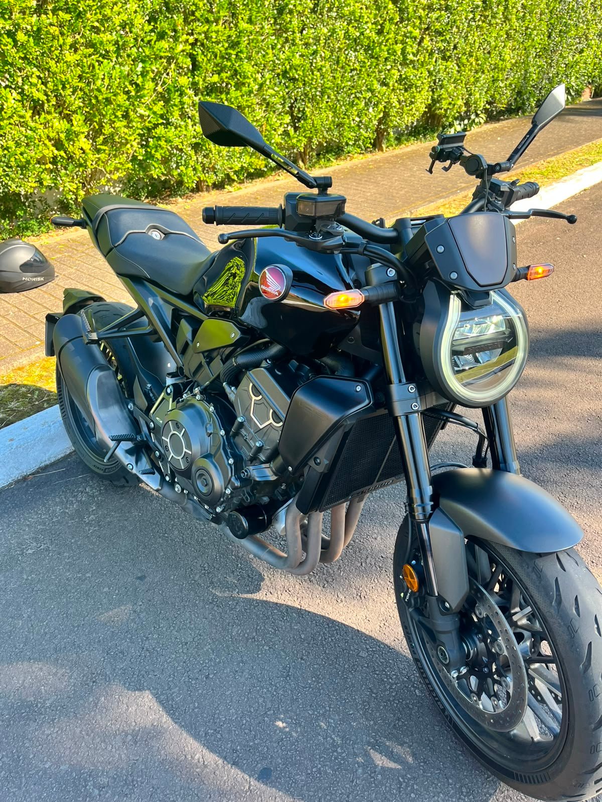 HONDA CB1000R BLACK EDITION 2022 - Imagem 7