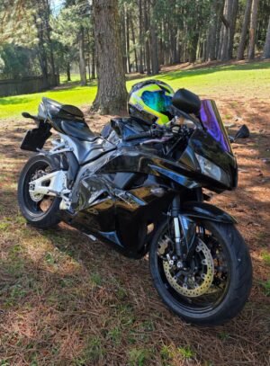 HONDA CBR 600RR 2011
